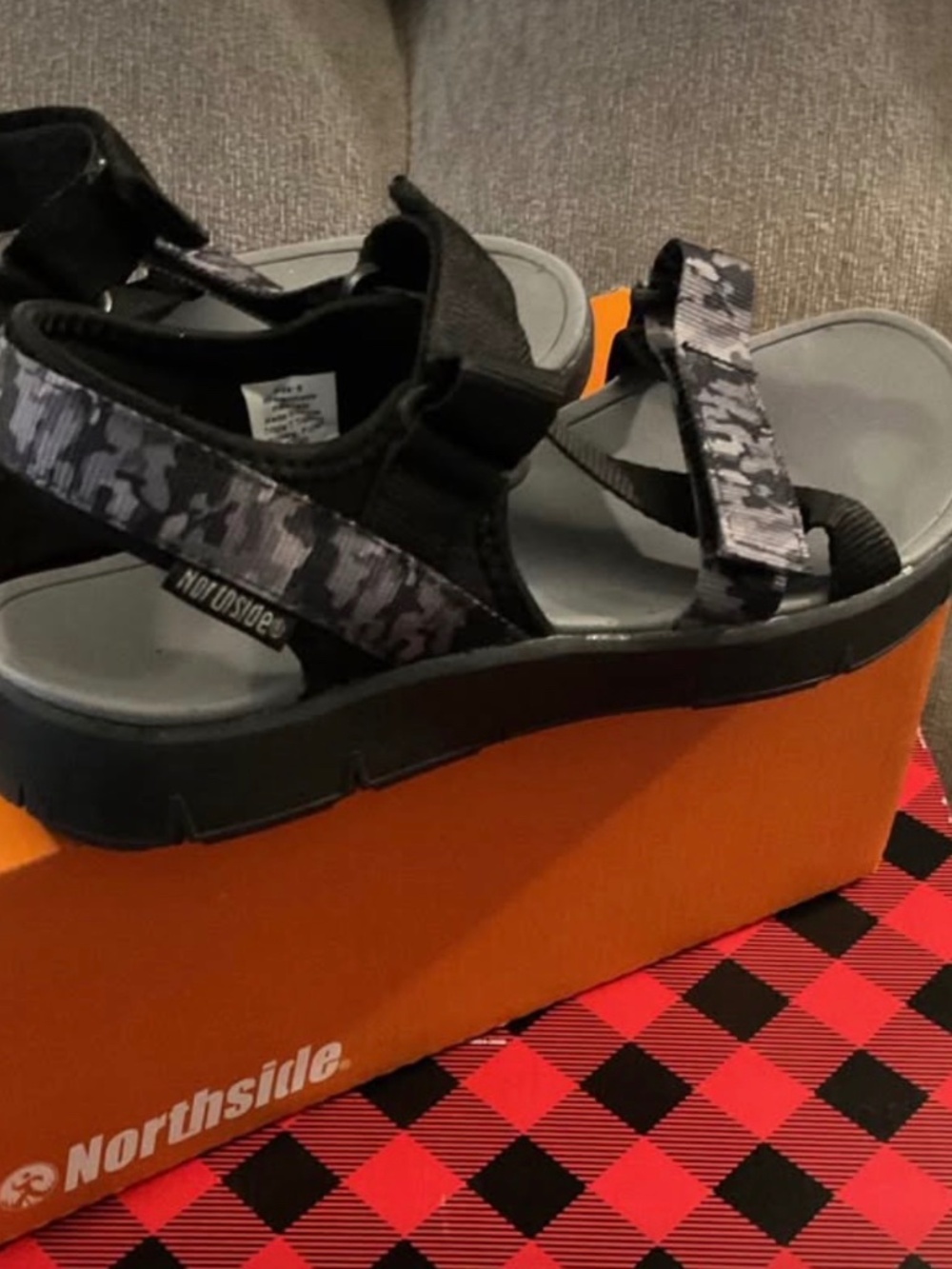 Northside Covina sport sandal, women’s size 6.